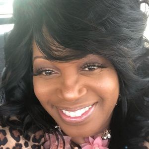 Meet your Posher, T. Renee